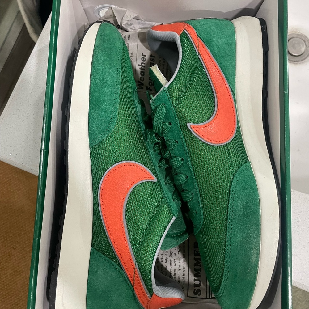 Nike tailwind